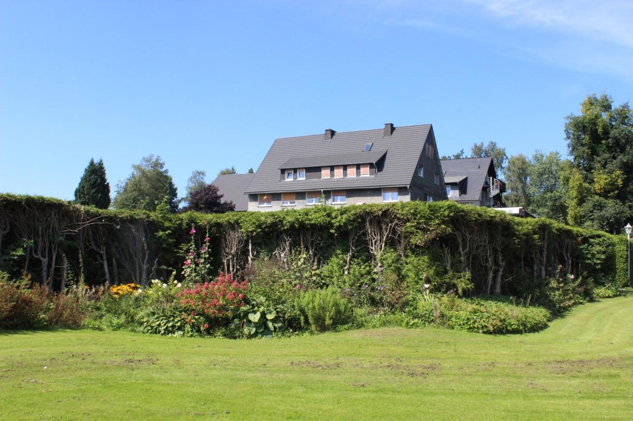 Haus Bergeshoeh Hochsauerland 에슬로헤 외부 사진